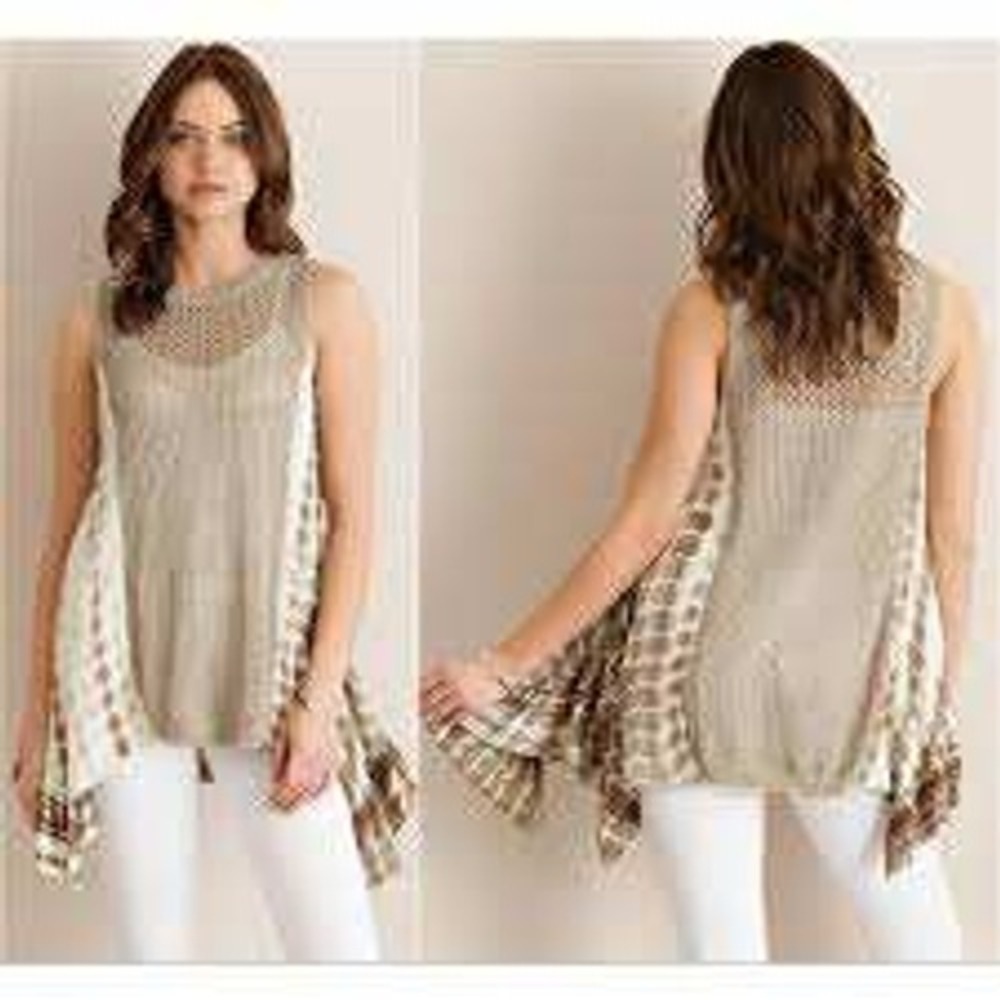Entro Mixed‎ Media Tank M Sage Green Knit Tie Dye Boho Crochet Sharkbite Hem